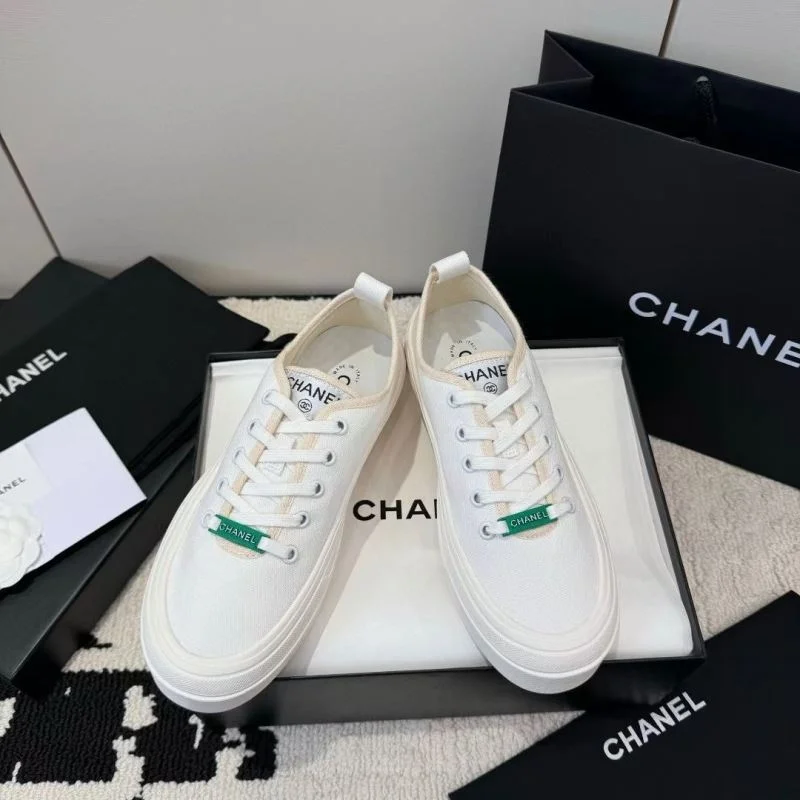 Chanel Low Shoes Practical 18044