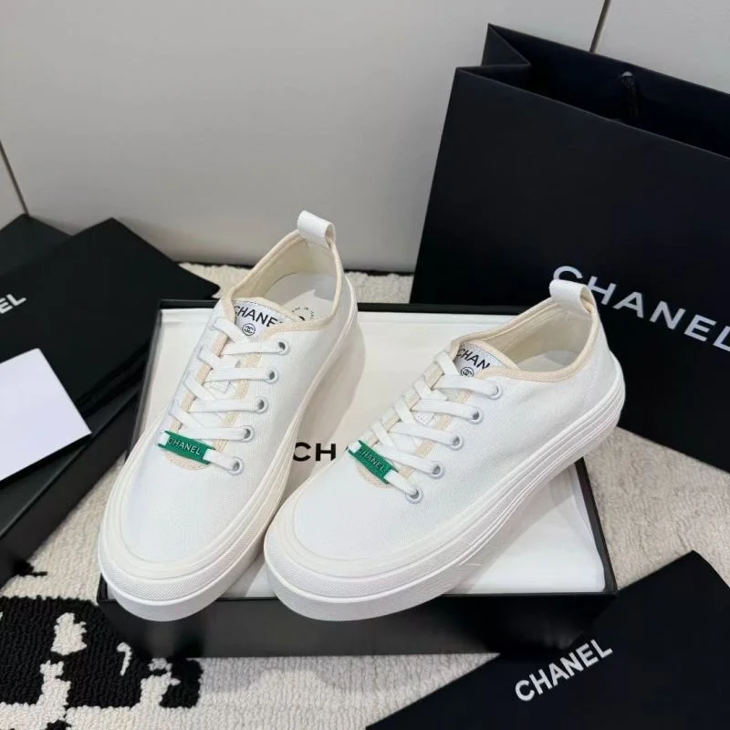 Chanel Low Shoes Practical 18044