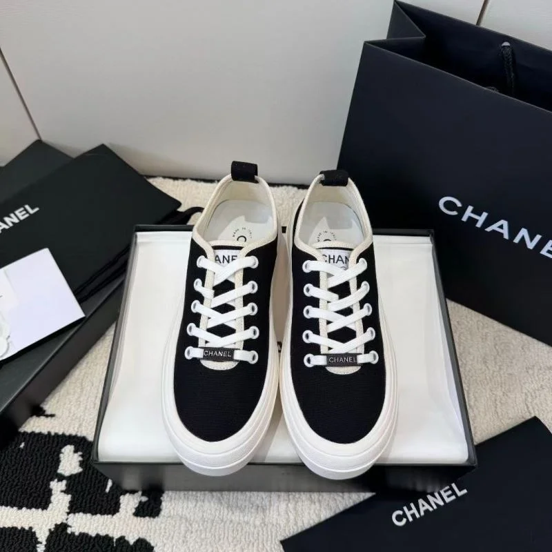 Resilient Chanel Low Shoes 18031