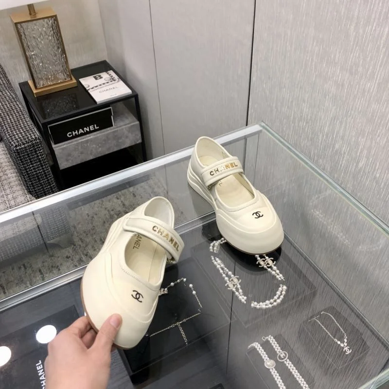Chanel Low Shoes DailyWear 18028