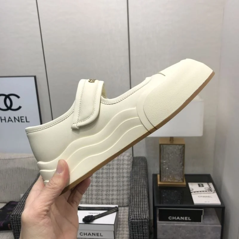 Chanel Low Shoes DailyWear 18028