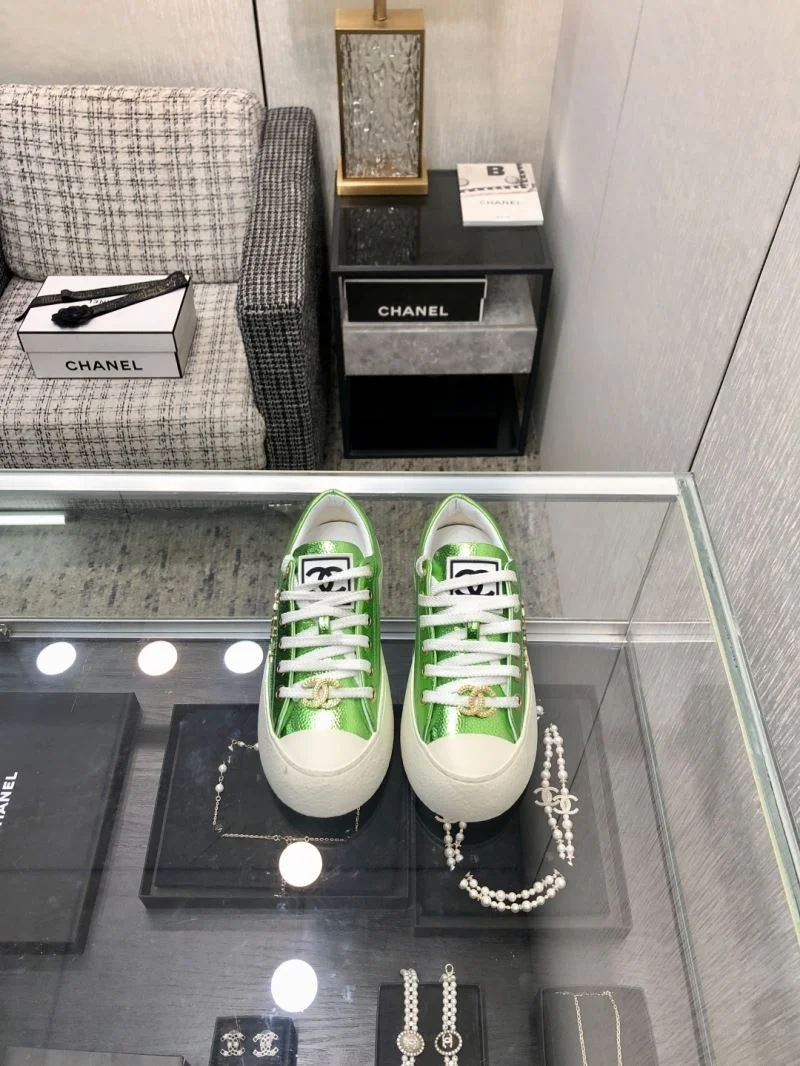 Chanel Low Shoes Durable 18027