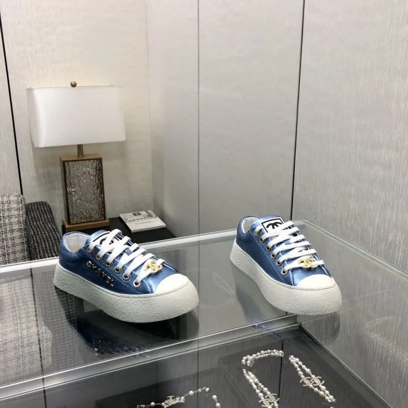 Resilient Chanel Low Shoes 18043