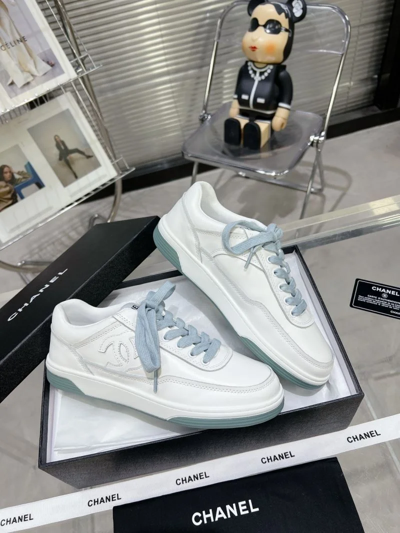 Chanel Low Shoes Sleek 18049
