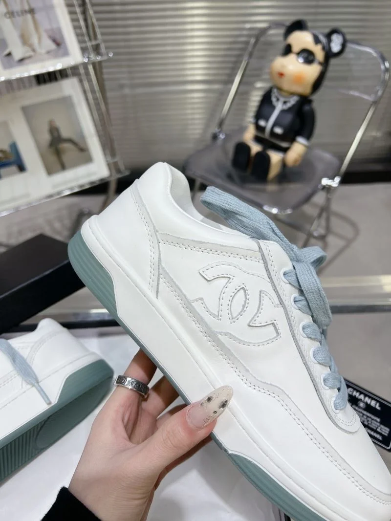 Chanel Low Shoes Sleek 18049