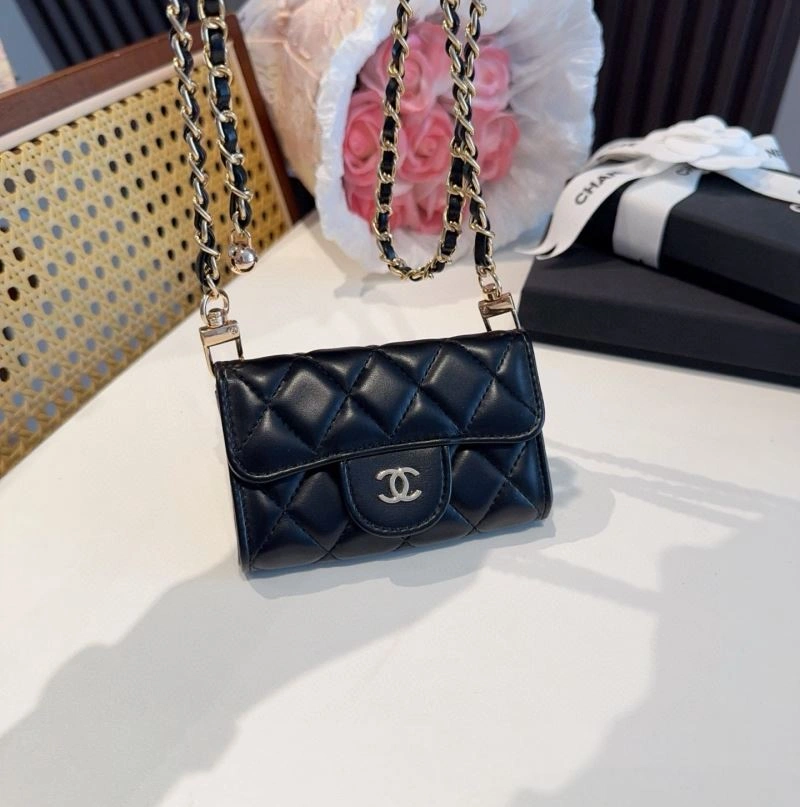 Contemporary Chanel Mobile Cases 268045