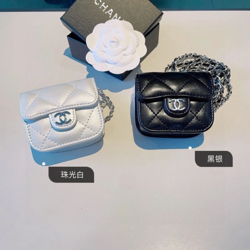 Chanel Mobile Cases Effortless 267835