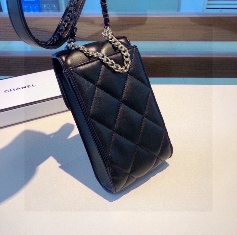 Chanel Mobile Cases Trendsetting 268250