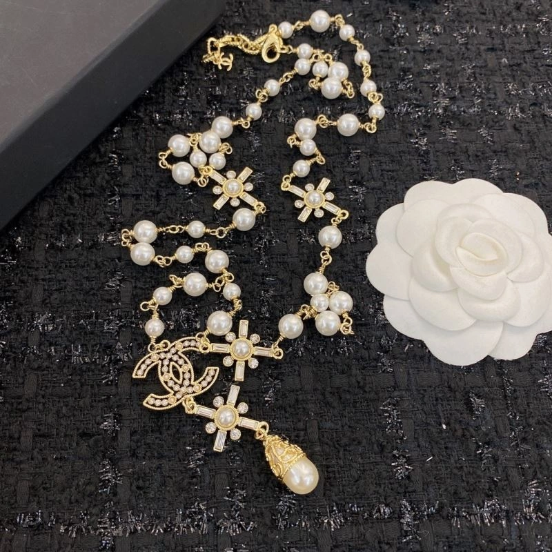 Chanel Necklaces Comfortable 231046