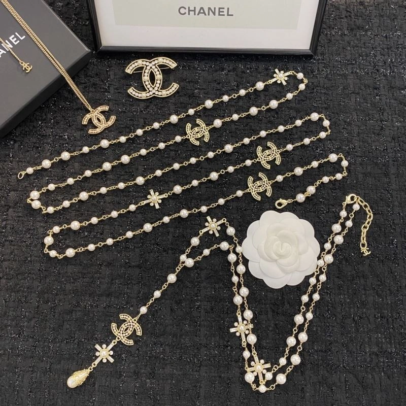 Chanel Necklaces Comfortable 231046