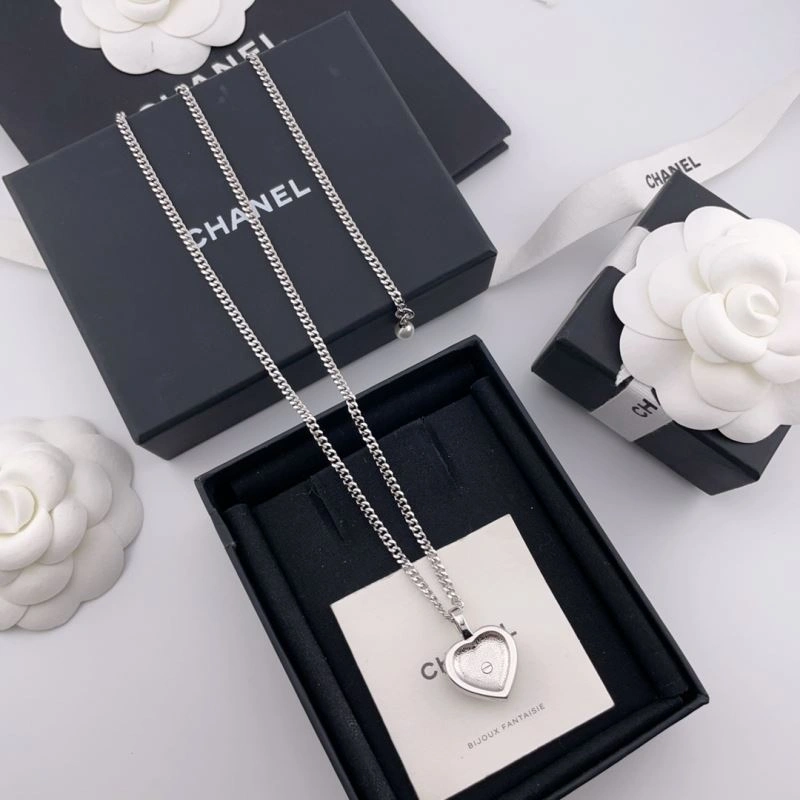 GoodFit Chanel Necklaces 231026