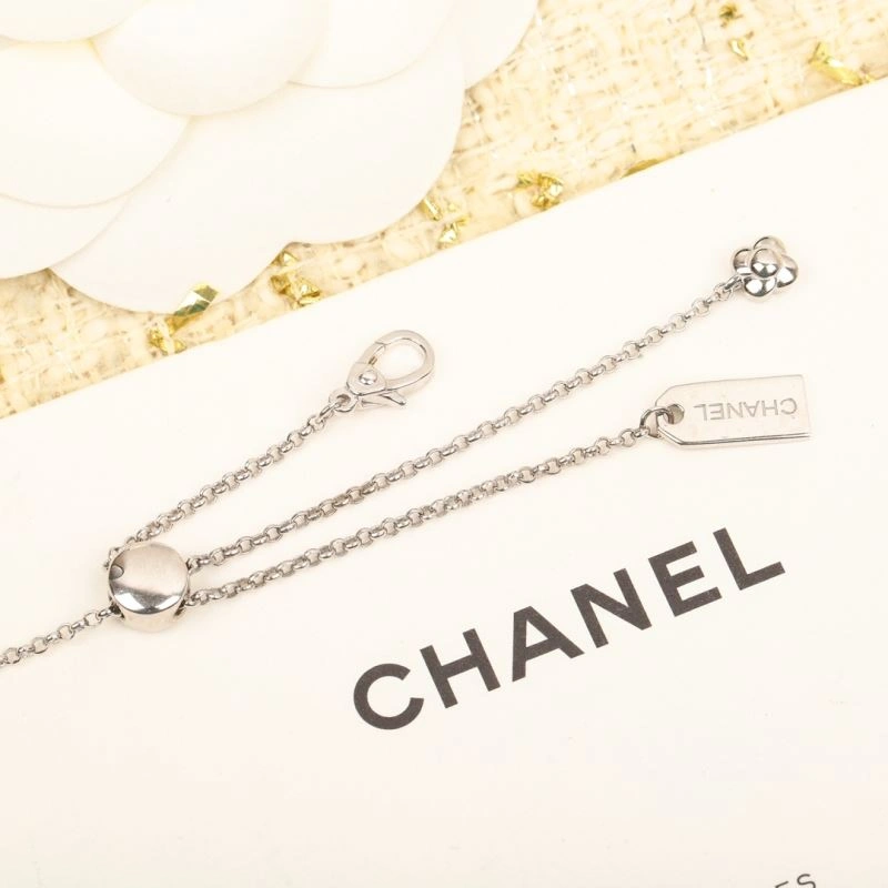Stylish Chanel Necklaces 231033