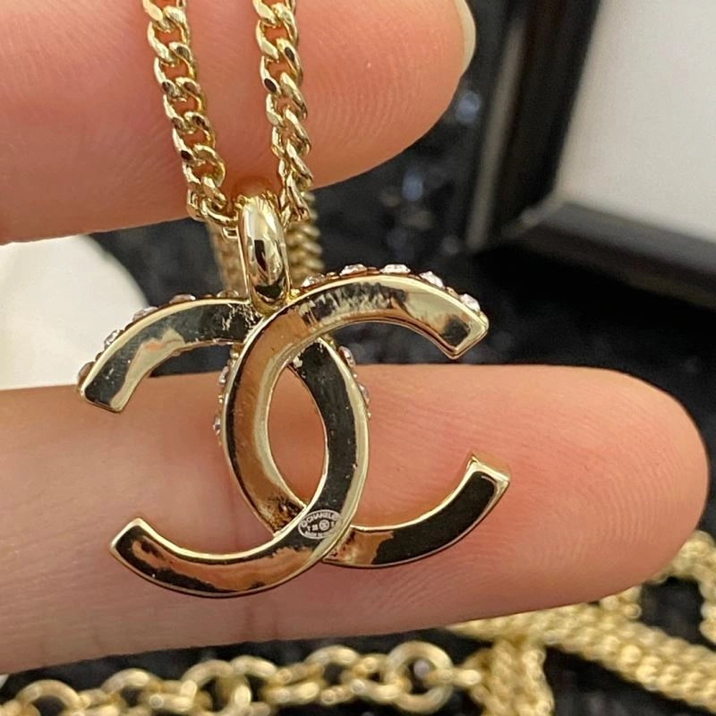 Chanel Necklaces Fashionable 231051