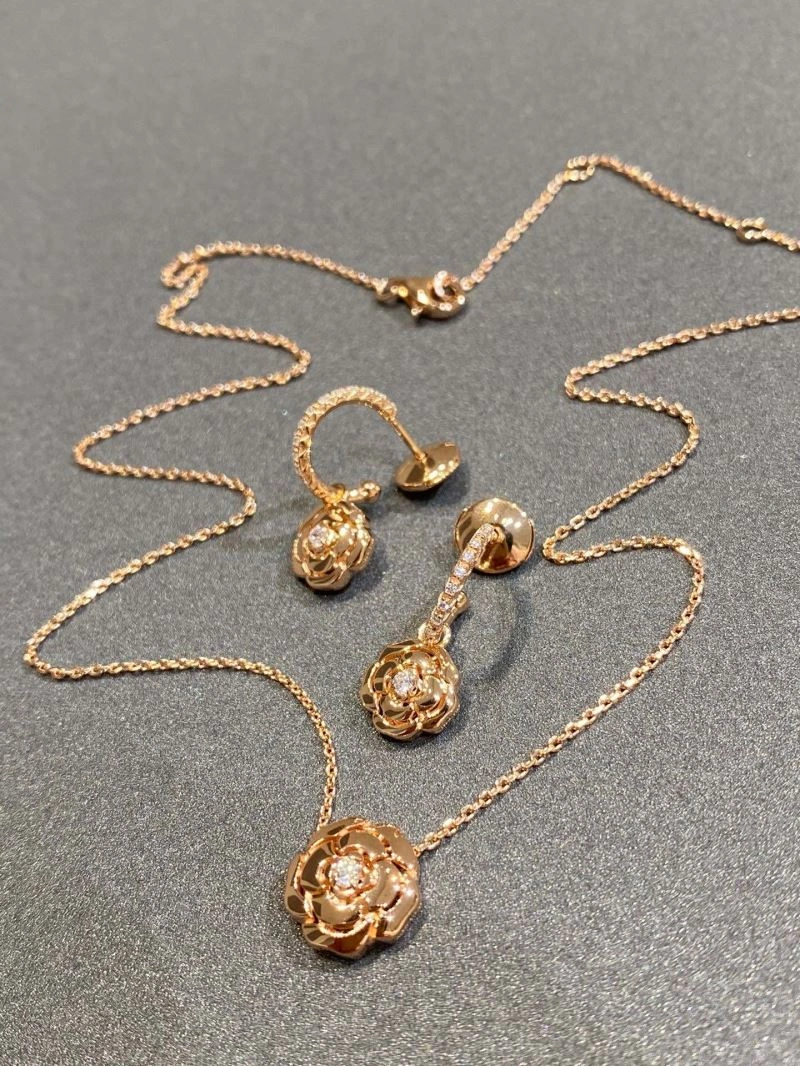 OnTrend Chanel Necklaces 231055