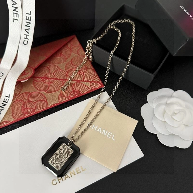 Chanel Necklaces Trendsetting 231035