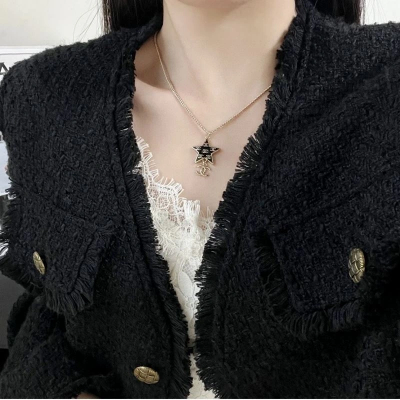 Unique Chanel Necklaces 230991