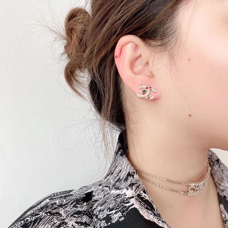 Sustainable Chanel Necklaces 230994