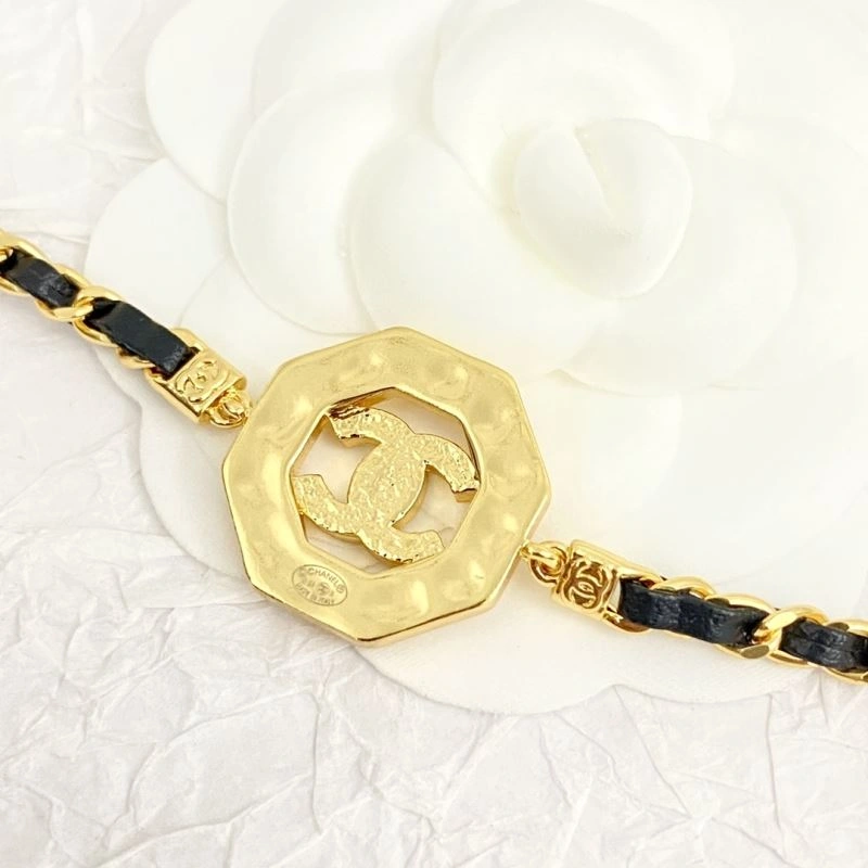 RelaxedFit Chanel Necklaces 230986