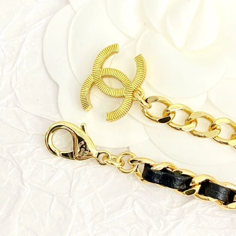 Chanel Necklaces Snug 230964