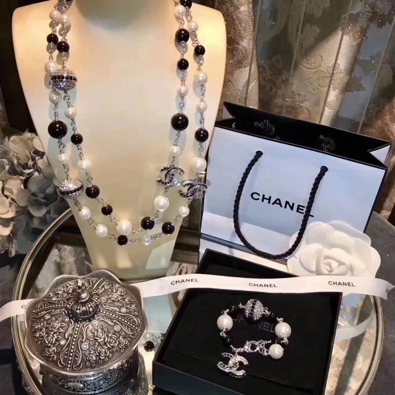 Chanel Necklaces Affordable 230967