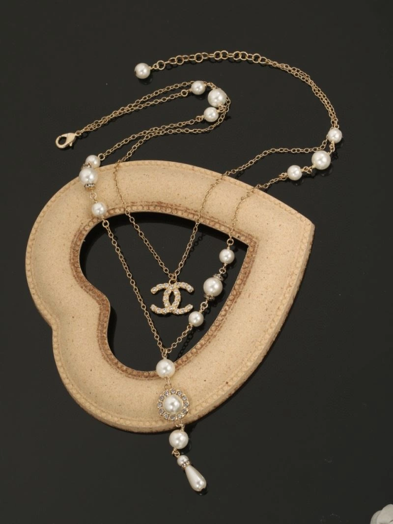 Chanel Necklaces Neat 230973