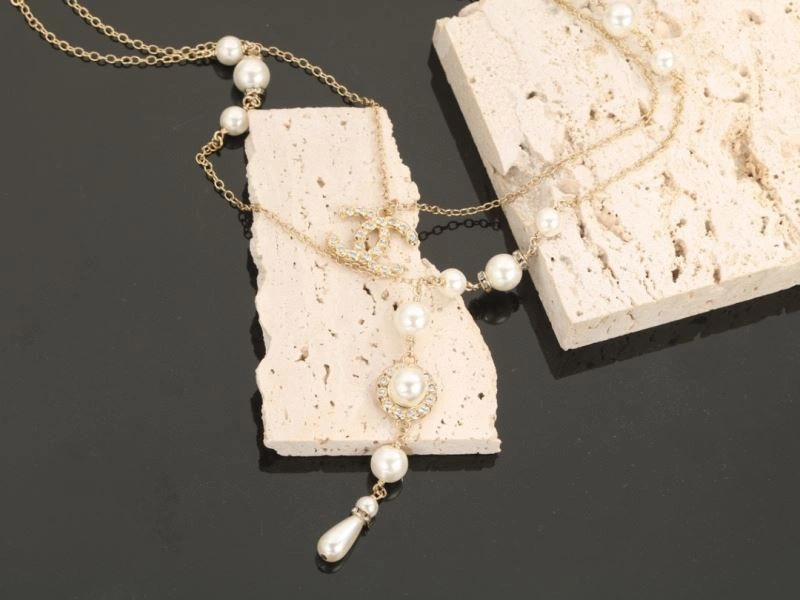 Chanel Necklaces Neat 230973