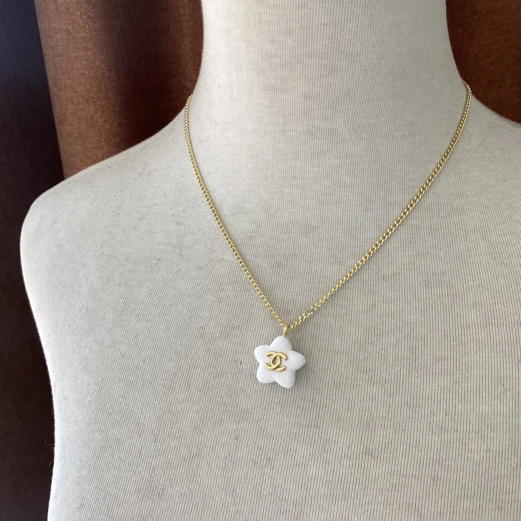 DailyWear Chanel Necklaces 231059