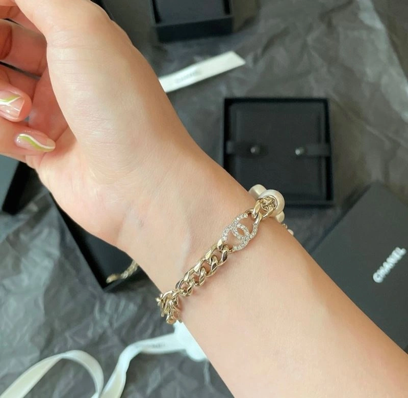 TravelReady Chanel Necklaces 230970