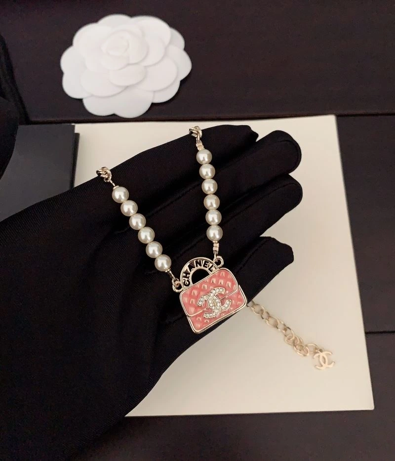 Lightweight Chanel Necklaces 230979