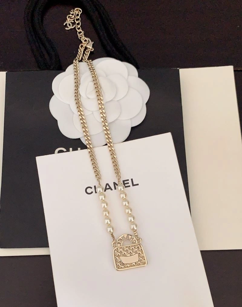 Lightweight Chanel Necklaces 230979