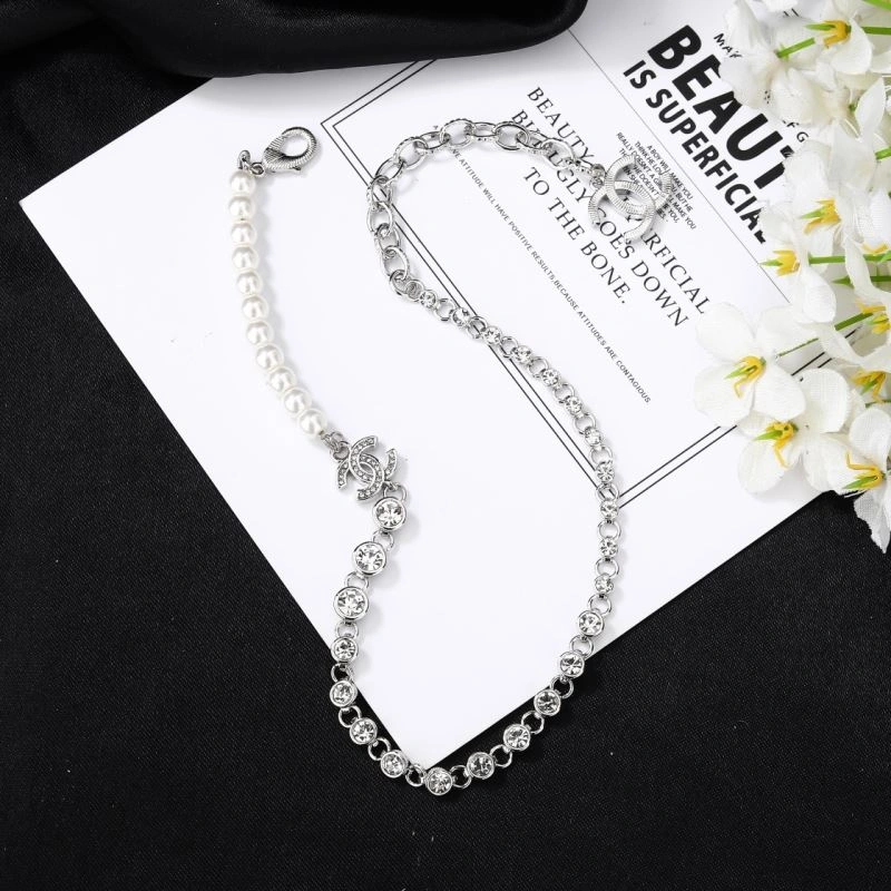 UrbanStyle Chanel Necklaces 230954