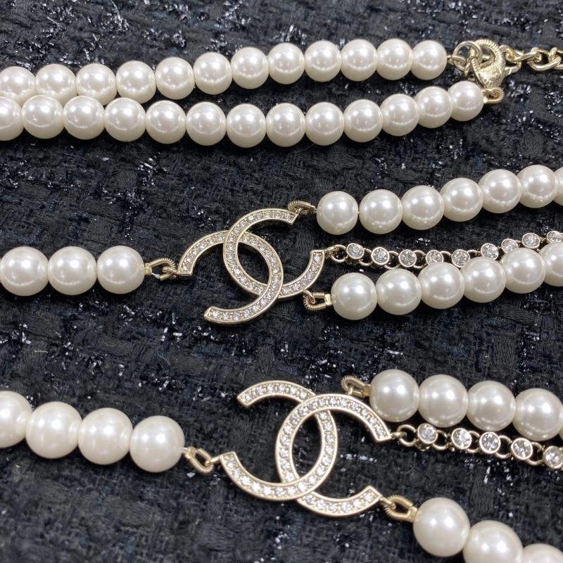 Chanel Necklaces Sporty 230951