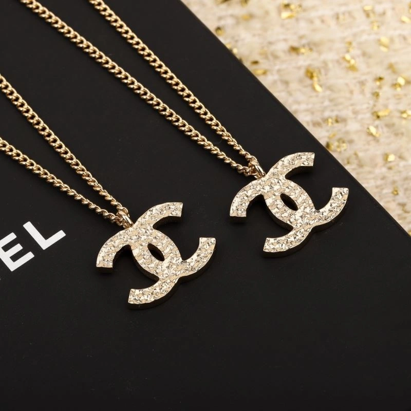 Chanel Necklaces Cozy 230945