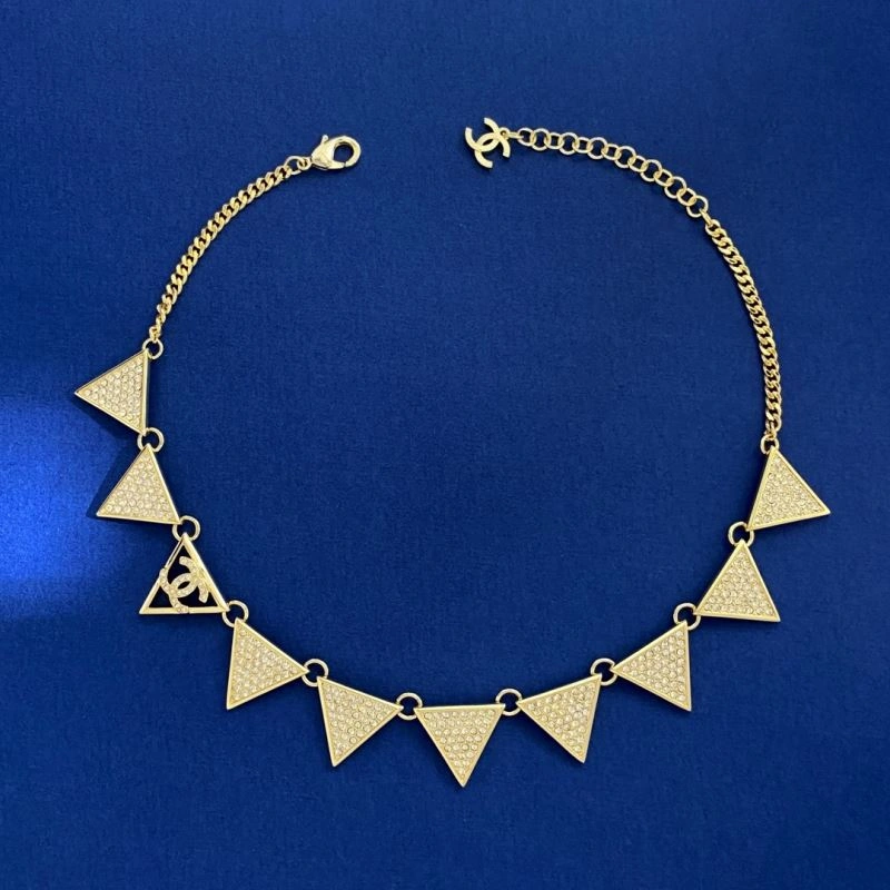 Chanel Necklaces Effortless 230969