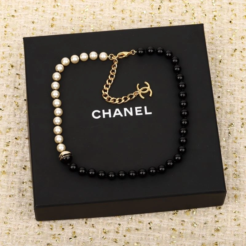 Chanel Necklaces Youthful 230959