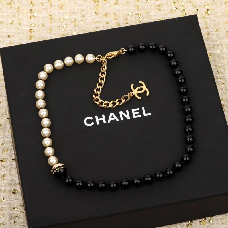 Chanel Necklaces Youthful 230959