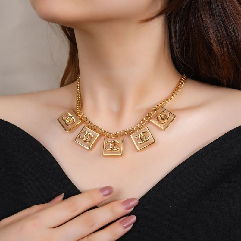 TopPick Chanel Necklaces 230938