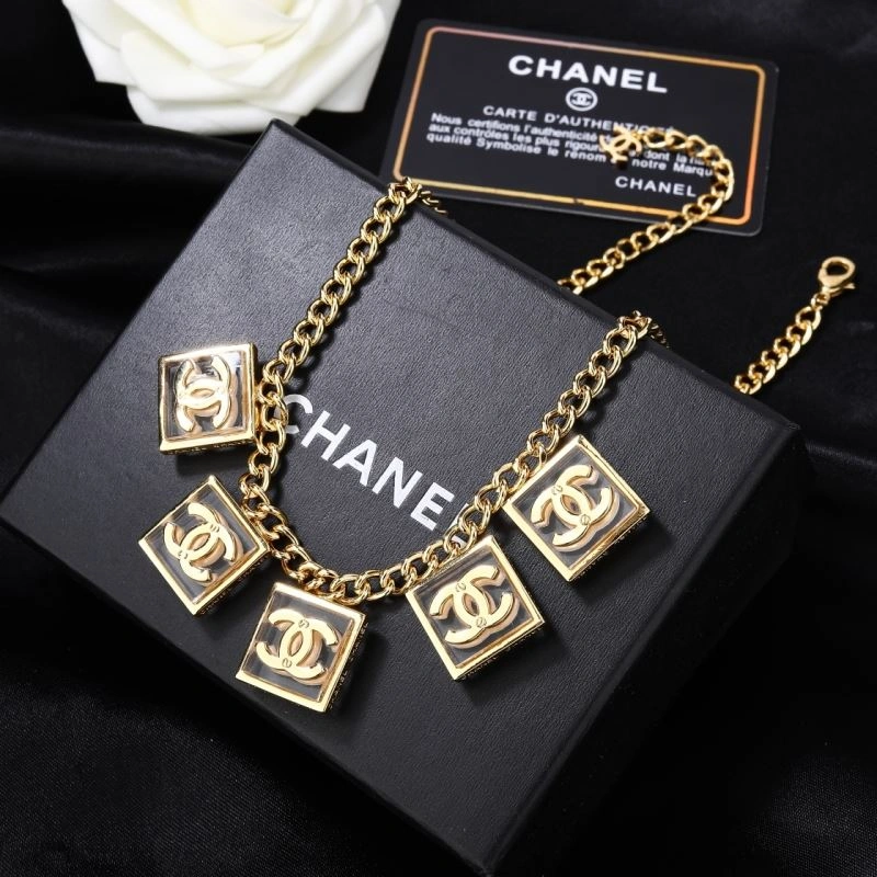 TopPick Chanel Necklaces 230938