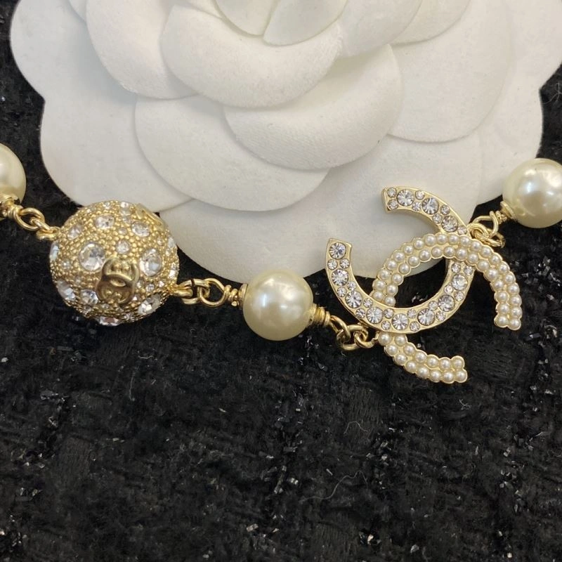 Timeless Chanel Necklaces 230911