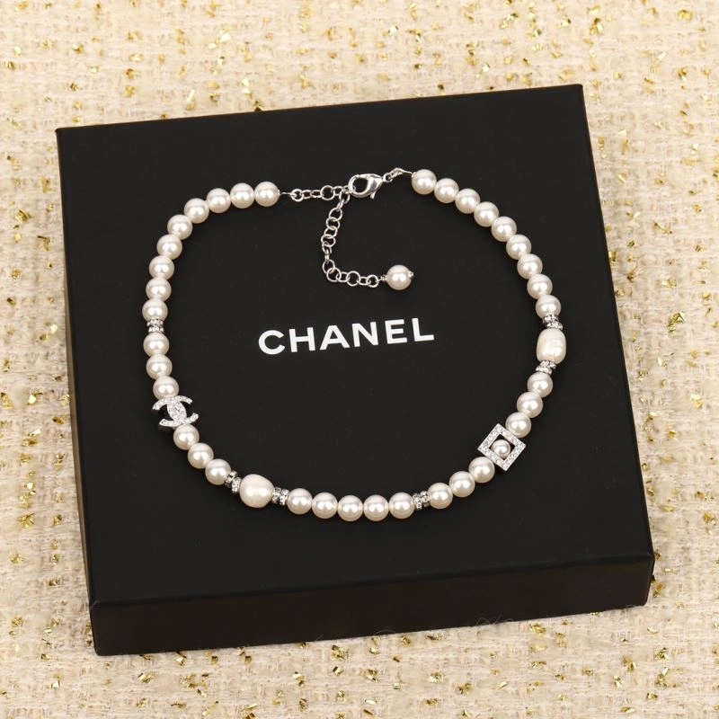 Sustainable Chanel Necklaces 230909