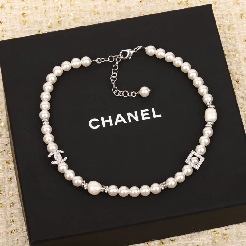 Sustainable Chanel Necklaces 230909