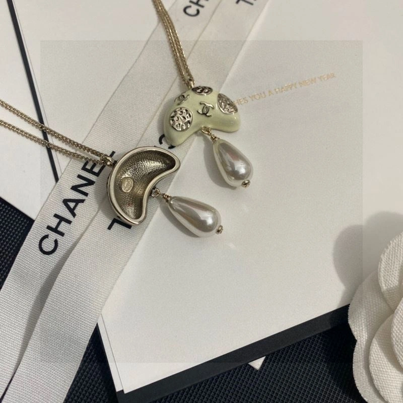 Resilient Chanel Necklaces 230922