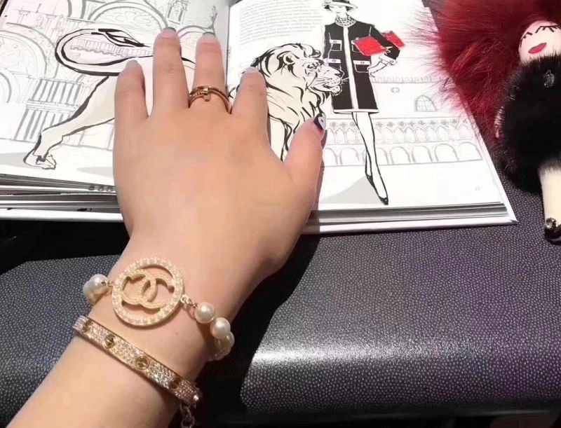Soft Chanel Necklaces 230978