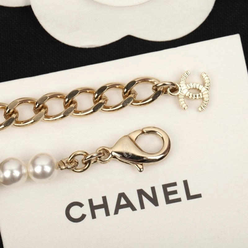 Sustainable Chanel Necklaces 231188