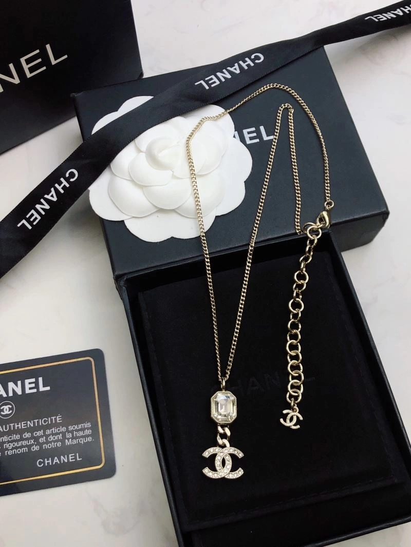 Chanel Necklaces Attractive 230946
