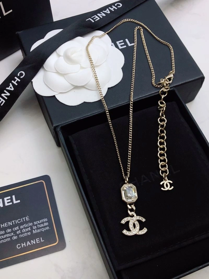Chanel Necklaces Attractive 230946