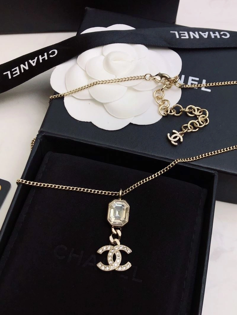 Chanel Necklaces Attractive 230946