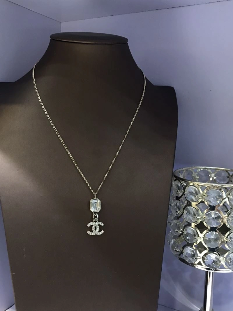 Chanel Necklaces Attractive 230946
