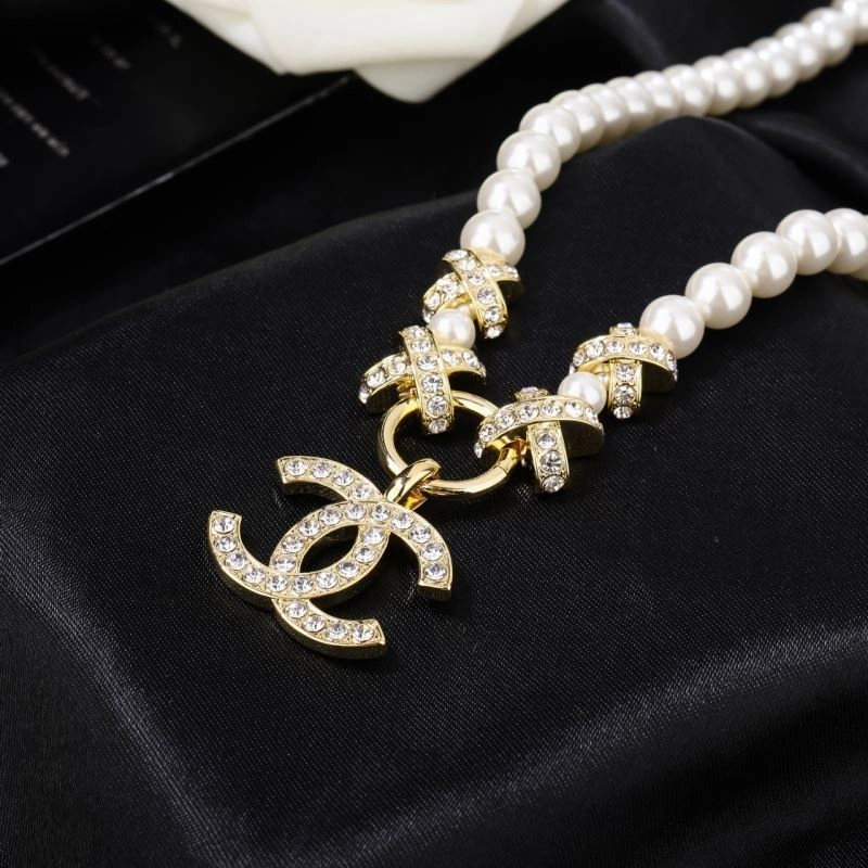Chanel Necklaces Affordable 230910