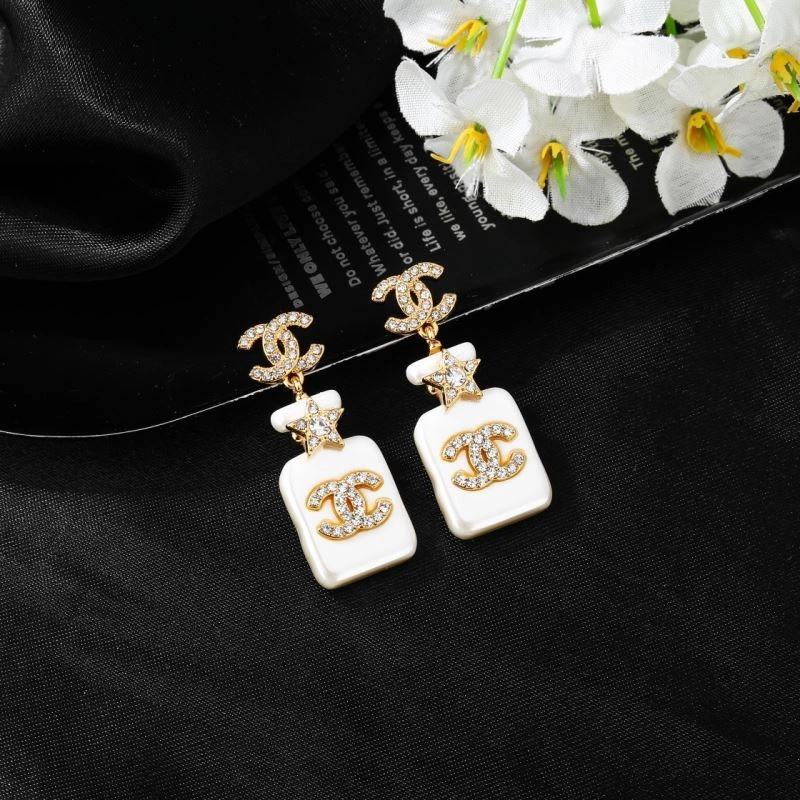 Chanel Necklaces Refined 230895
